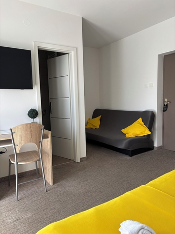 Imagen de la habitación del Hotel London Rooms Zagreb Airport. Foto 4