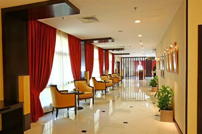 Imagen de los interiores del Hotel London Suites. Foto 13