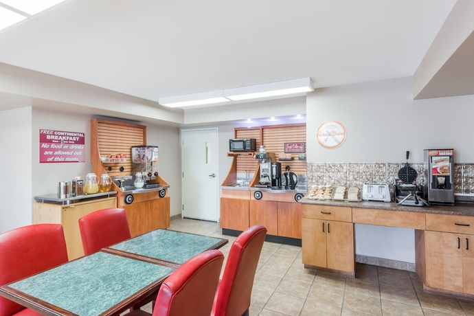 Imagen del bar/restaurante del Hotel London Travel Inn. Foto 2