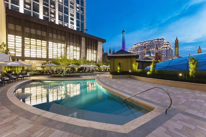 Imagen de la piscina del Hotel Londoner Grand, a Luxury Collection Hotel, Macao. Foto 12