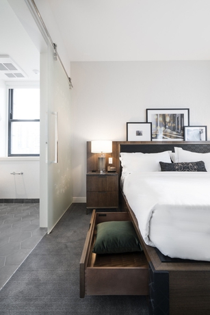 Imagen de la habitación del Hotel Londonhouse Chicago, Curio Collection By Hilton. Foto 6