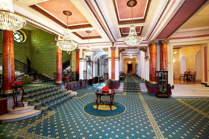 Imagen de los interiores del Hotel Londonskaya. Foto 12