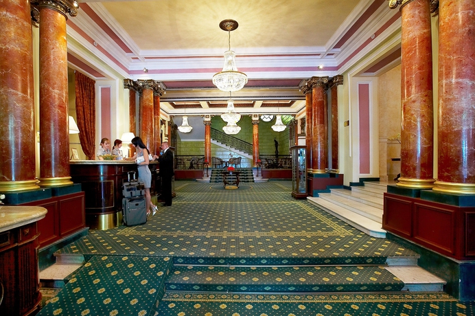 Imagen de los interiores del Hotel Londonskaya. Foto 14