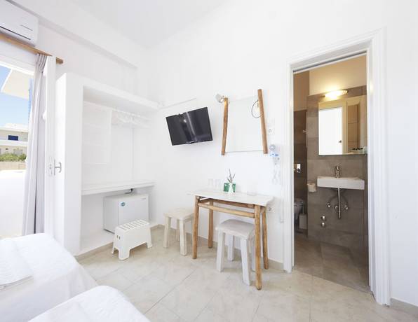Imagen de la habitación del Hotel Londos. Foto 5