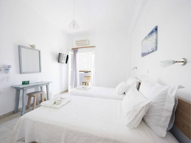 Imagen de la habitación del Hotel Londos. Foto 13