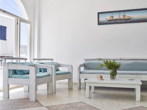 Imagen de los interiores del Hotel Londos. Foto 19