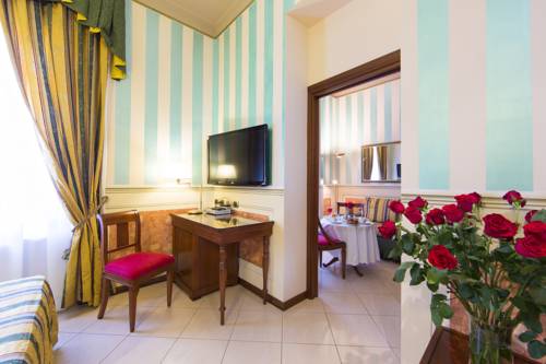 Imagen de la habitación del Hotel Londra. Foto 5