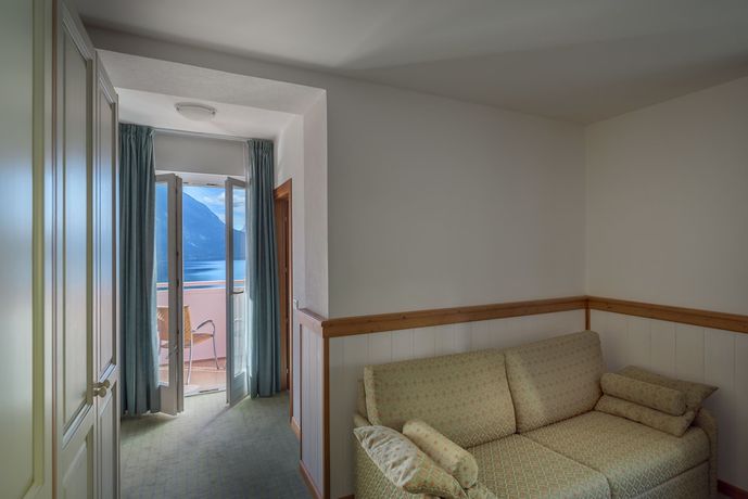 Imagen de la habitación del Hotel Londra, Molveno. Foto 8