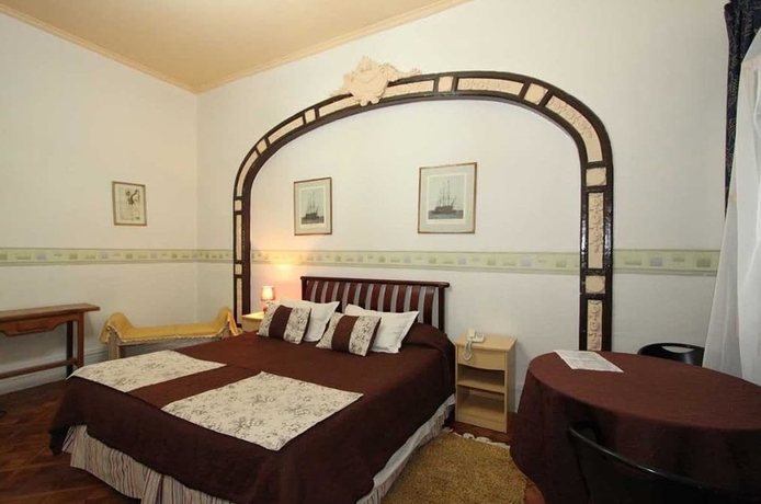 Imagen de la habitación del Hotel Londres 35. Foto 4