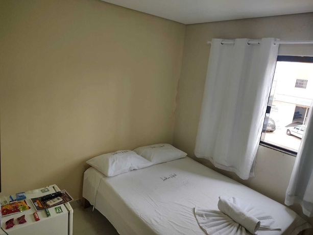 Imagen de la habitación del Hotel Londres ADE. Foto 3