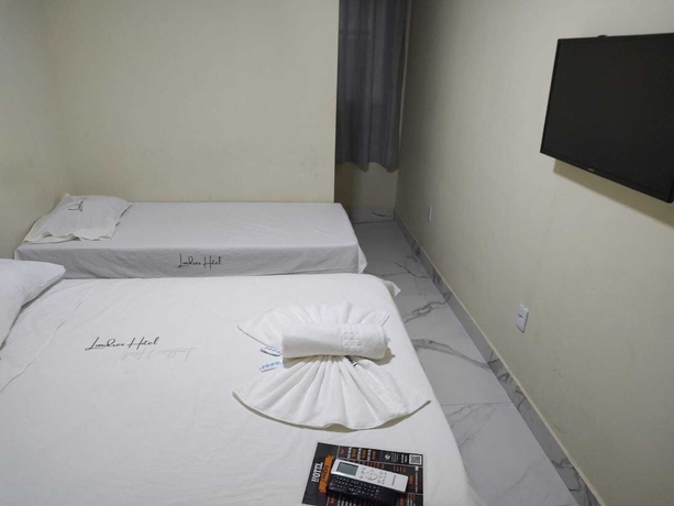 Imagen de la habitación del Hotel Londres ADE. Foto 4