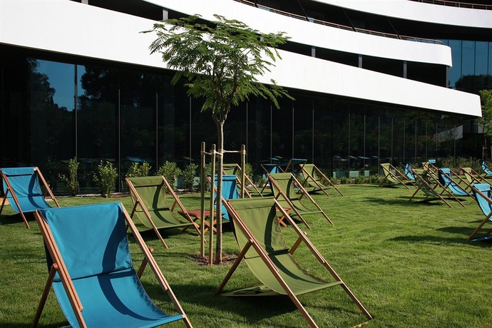 Imagen de los exteriores del Hotel Lone By Maistra Collection. Foto 9