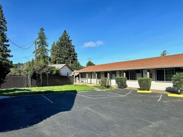 Imagen general del Hotel Lone Pine Motel. Foto 5