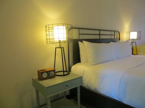 Imagen de la habitación del Hotel Lone Star Court, A Valencia. Foto 10