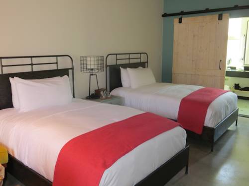 Imagen de la habitación del Hotel Lone Star Court, A Valencia. Foto 11