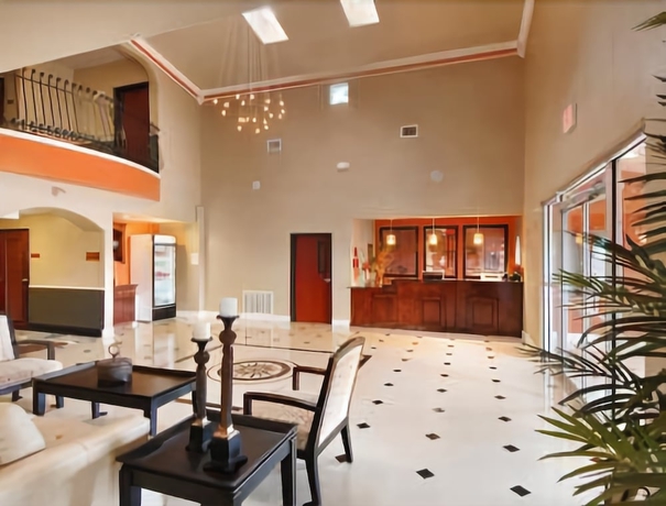 Imagen de los interiores del Hotel Lone Star Inn and Suites. Foto 14