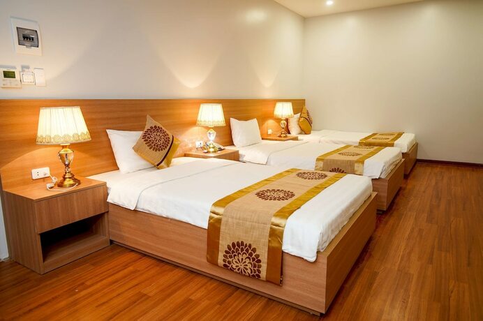 Imagen de la habitación del Hotel Long Anh. Foto 17