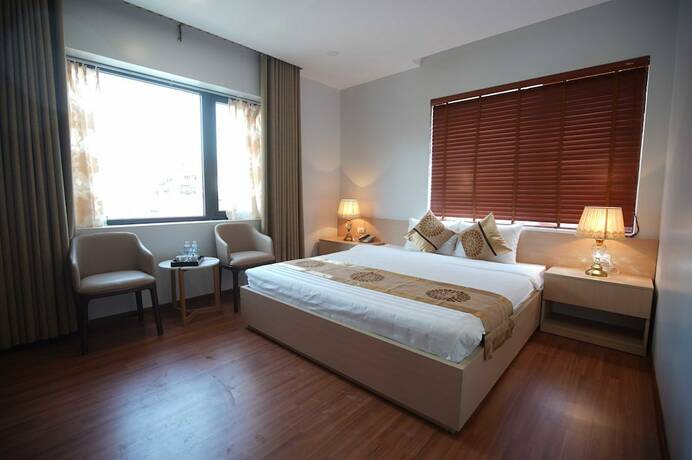 Imagen de la habitación del Hotel Long Anh. Foto 22