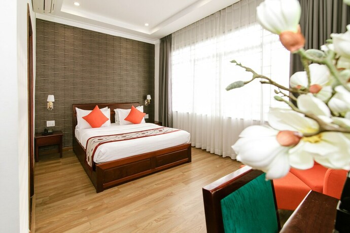 Imagen de la habitación del Hotel Long Bao Chau. Foto 33