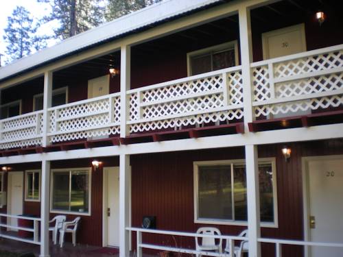 Imagen de la habitación del Hotel Long Barn Lodge & Event Center. Foto 12