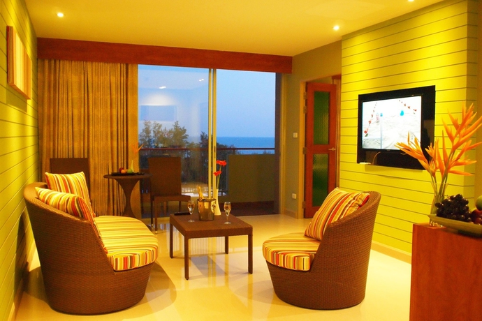 Imagen de los interiores del Hotel Long Beach Cha-am. Foto 10
