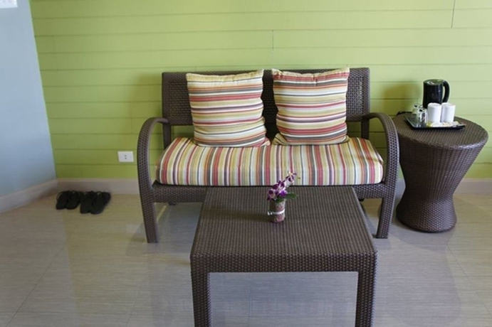 Imagen de los interiores del Hotel Long Beach Cha-am. Foto 11
