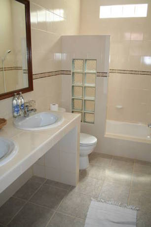 Imagen de la habitación del Hotel Long Beach Inn. Foto 2