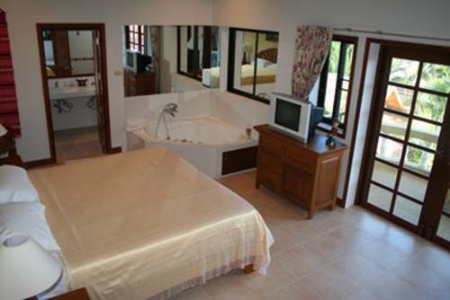 Imagen de la habitación del Hotel Long Beach Inn. Foto 9