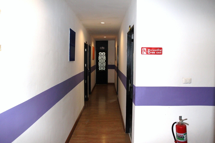 Imagen de los interiores del Hotel Long Beach Patong. Foto 16