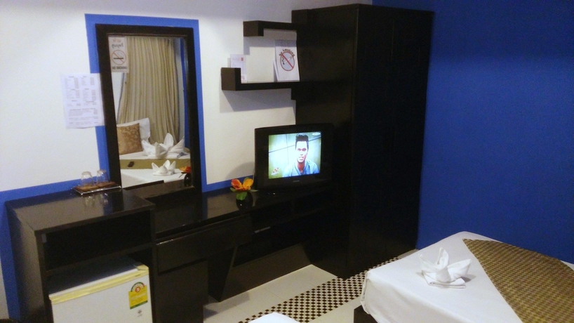 Imagen de la habitación del Hotel Long Beach Patong. Foto 7