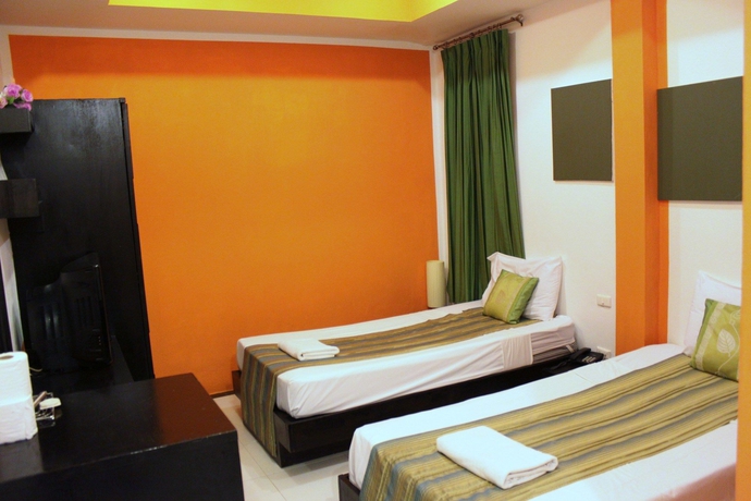 Imagen de la habitación del Hotel Long Beach Patong. Foto 10