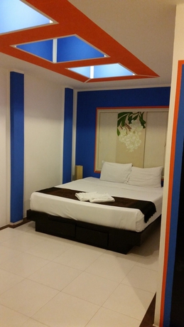 Imagen de la habitación del Hotel Long Beach Patong. Foto 12