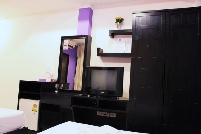 Imagen de la habitación del Hotel Long Beach Patong. Foto 13