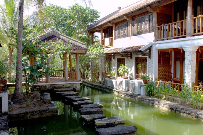 Imagen de los exteriores del Hotel Long Beach Resort Phu Quoc Island. Foto 14