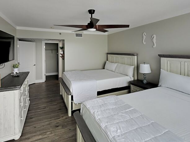 Imagen de la habitación del Hotel Long Beach Resort by Southern Vacation Rentals. Foto 11