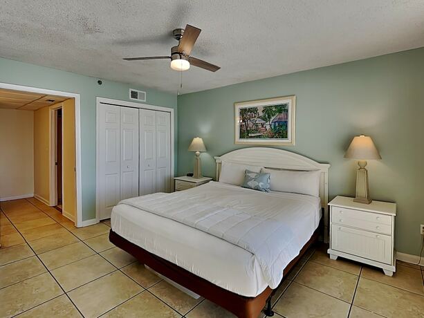 Imagen de la habitación del Hotel Long Beach Resort by Southern Vacation Rentals. Foto 15