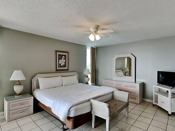 Imagen general del Hotel Long Beach Resort by Southern Vacation Rentals. Foto 3