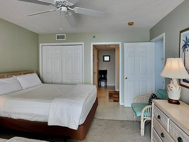 Imagen general del Hotel Long Beach Resort by Southern Vacation Rentals. Foto 6