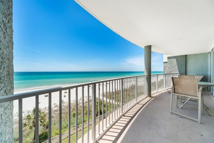 Imagen general del Hotel Long Beach Resort by Southern Vacation Rentals. Foto 10