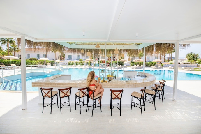 Imagen de los interiores del Hotel Long Beach Villas. Foto 3