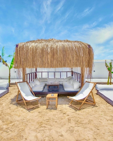 Imagen de los interiores del Hotel Long Beach Villas. Foto 11