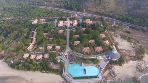 Imagen general del Hotel Long Hai Beach Resort. Foto 5