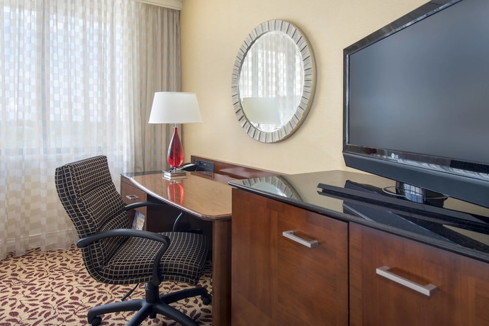 Imagen de la habitación del Hotel Long Island Marriott. Foto 5