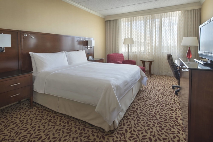 Imagen de la habitación del Hotel Long Island Marriott. Foto 8