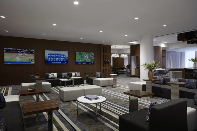 Imagen de la habitación del Hotel Long Island Marriott. Foto 12