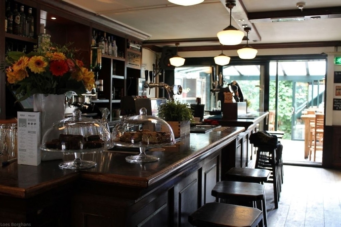 Imagen de los interiores del Hotel Long John's. Foto 19