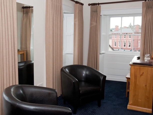 Imagen de la habitación del Hotel Long Quay House. Foto 5
