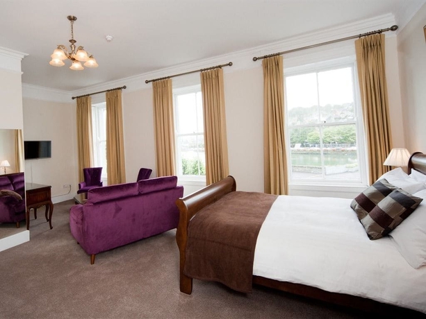 Imagen de la habitación del Hotel Long Quay House. Foto 11