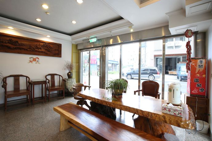 Imagen de los interiores del Hotel Long Shan, Jiaoxi. Foto 17
