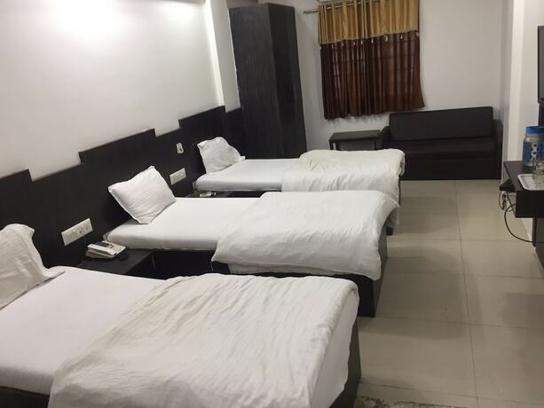 Imagen general del Hotel Long Stay. Foto 11